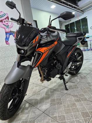 YAMAHA FZ25 FAZER CONNECTED ABS YAMAHA FZ25 FAZER CONNECTED ABS